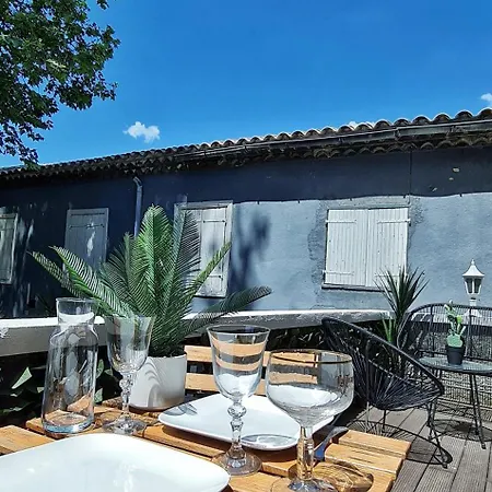 Apartment N1-terrasse - Barbacane - Pieds Cite - Clime Mobile